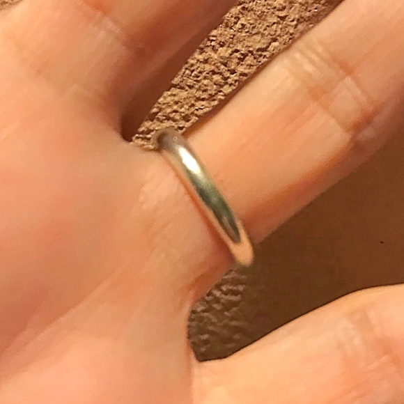 Tiffany & Co Elsa Peretti Stacking Ring - Picture 5 of 5